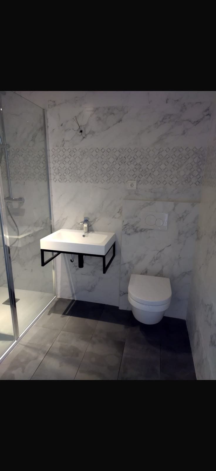 Nettoyage et désinfection de salle de bain par ST.Renov Nettoyage 64